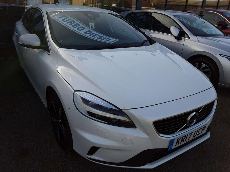 Volvo V40 2.0 V40 R-Design Nav+ D4 5dr 5dr Manual 2026