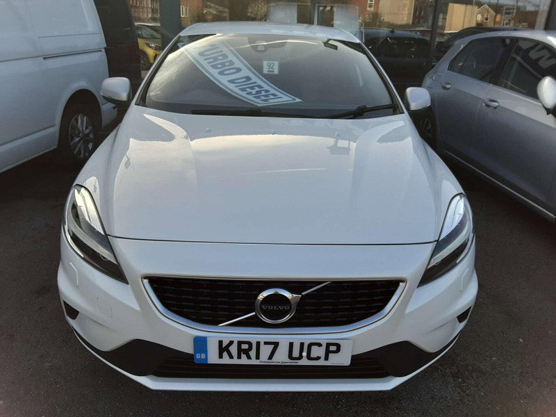 Volvo V40 2.0 V40 R-Design Nav+ D4 5dr 5dr Manual 2026