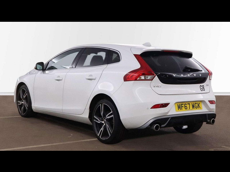 Volvo V40 2.0 V40 R-Design Pro D4 Auto 5dr 5dr Automatic 2025