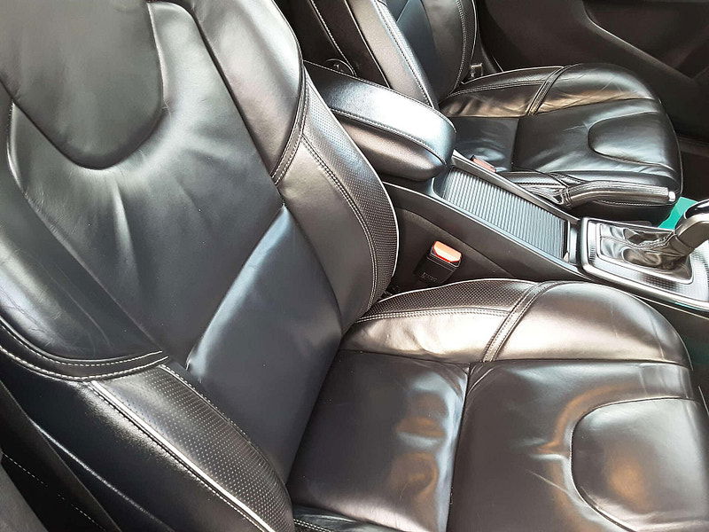 Volvo V40 2.0 V40 R-Design Pro D4 Auto 5dr 5dr Automatic 2026