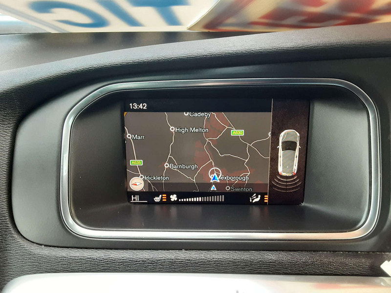 Volvo V40 2.0 V40 R-Design Pro D4 Auto 5dr 5dr Automatic 2026