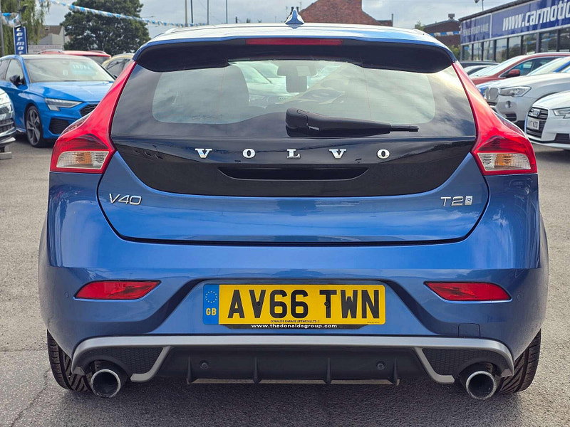 Volvo V40 2.0 V40 R-Design T2 5dr 5dr Manual 2026