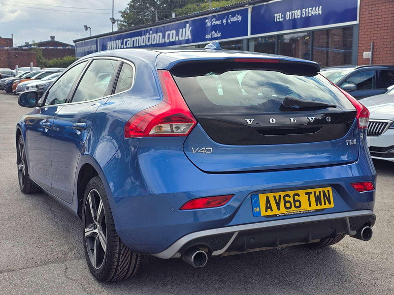 Volvo V40 2.0 V40 R-Design T2 5dr 5dr Manual 2026