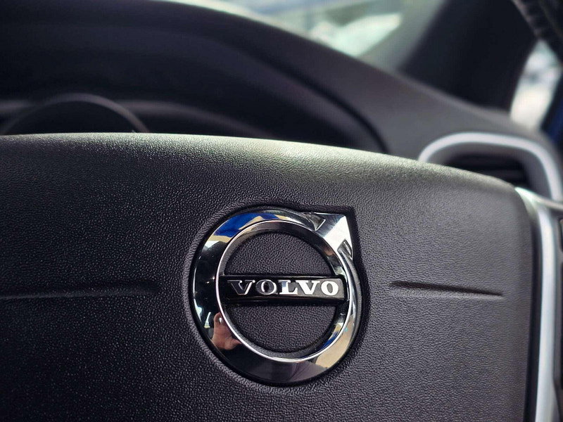 Volvo V40 2.0 V40 R-Design T2 5dr 5dr Manual 2026