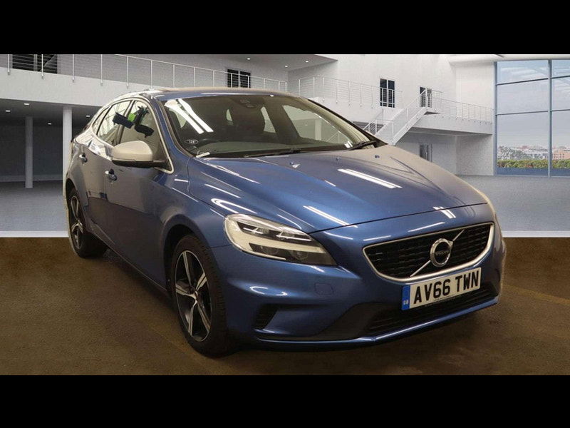 Volvo V40 2.0 V40 R-Design T2 5dr 5dr Manual 2025