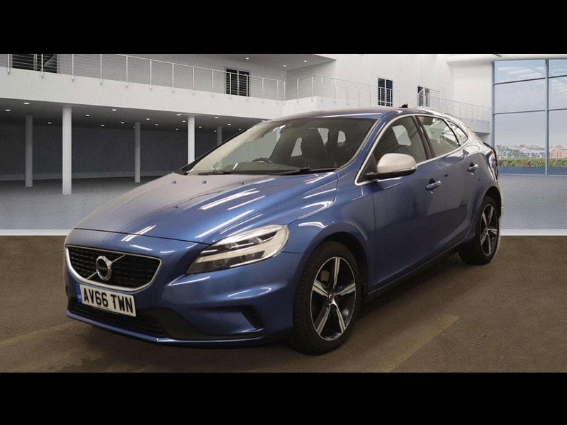 Volvo V40 2.0 V40 R-Design T2 5dr 5dr Manual 2025