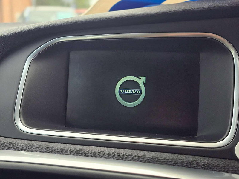 Volvo V40 2.0 V40 R-Design T2 5dr 5dr Manual 2026