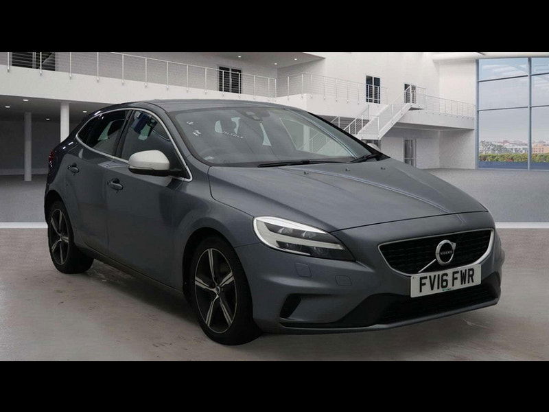 Volvo V40 2.0 V40 R-Design T2 5dr 5dr Manual 2025