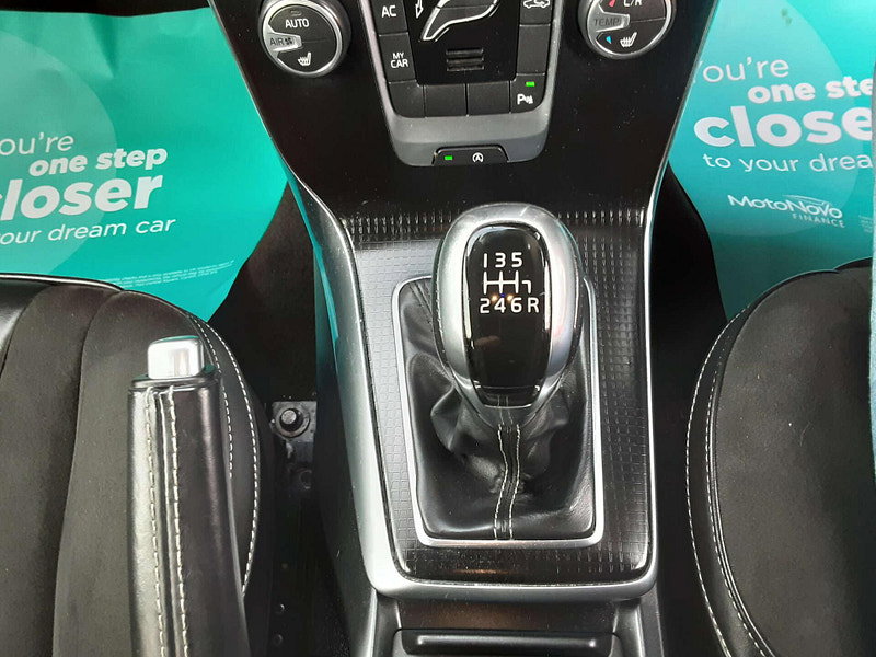 Volvo V40 2.0 V40 R-Design T2 5dr 5dr Manual 2026