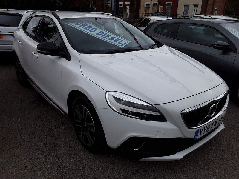 Volvo V40 Cross Country 2.0 D2 Euro 6 (s/s) 5dr 5dr Manual 2025