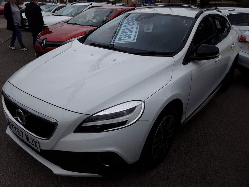 Volvo V40 Cross Country 2.0 D2 Euro 6 (s/s) 5dr 5dr Manual 2025