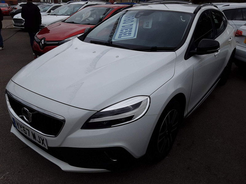Volvo V40 Cross Country 2.0 D2 Euro 6 (s/s) 5dr 5dr Manual 2025