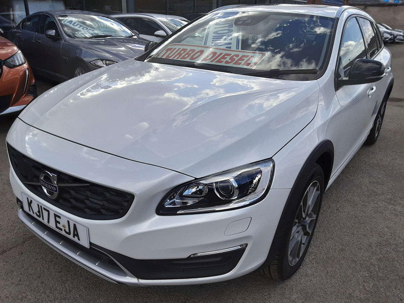 Volvo V60 2.0 V60 Cross Country Luxury Nav D4 Auto 5dr 5dr Automatic 2025