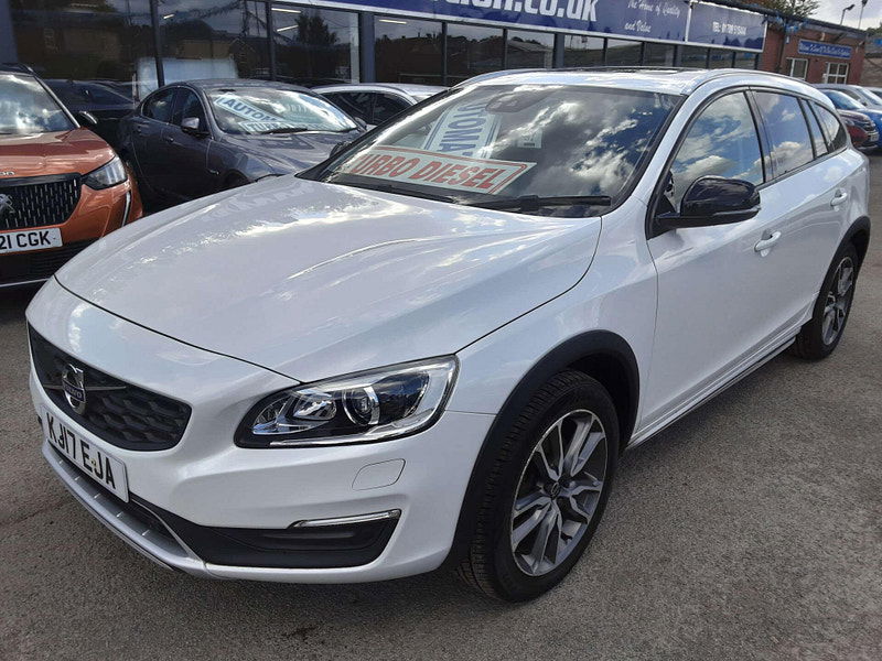 Volvo V60 2.0 V60 Cross Country Luxury Nav D4 Auto 5dr 5dr Automatic 2025
