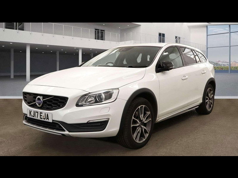 Volvo V60 2.0 V60 Cross Country Luxury Nav D4 Auto 5dr 5dr Automatic 2025