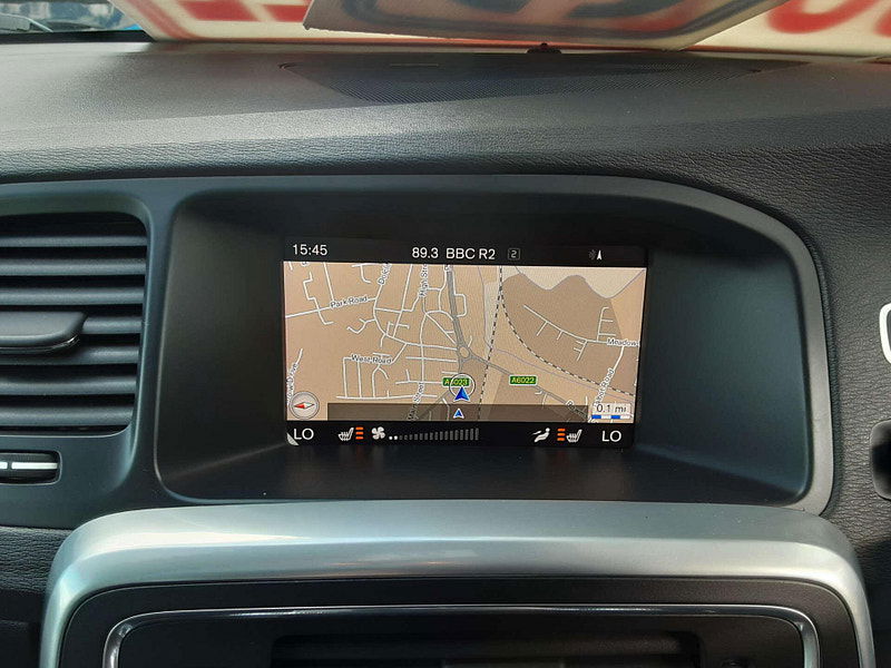 Volvo V60 2.0 V60 Cross Country Luxury Nav D4 Auto 5dr 5dr Automatic 2025