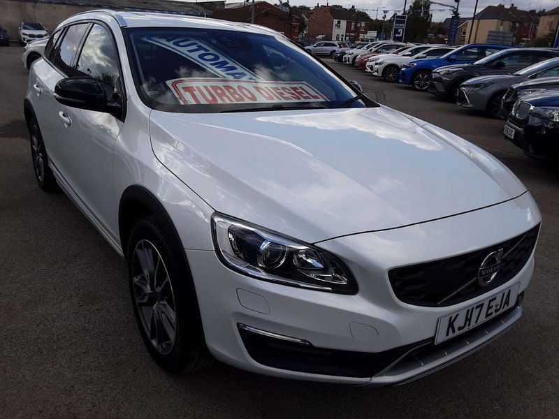 Volvo V60 2.0 V60 Cross Country Luxury Nav D4 Auto 5dr 5dr Automatic 2025