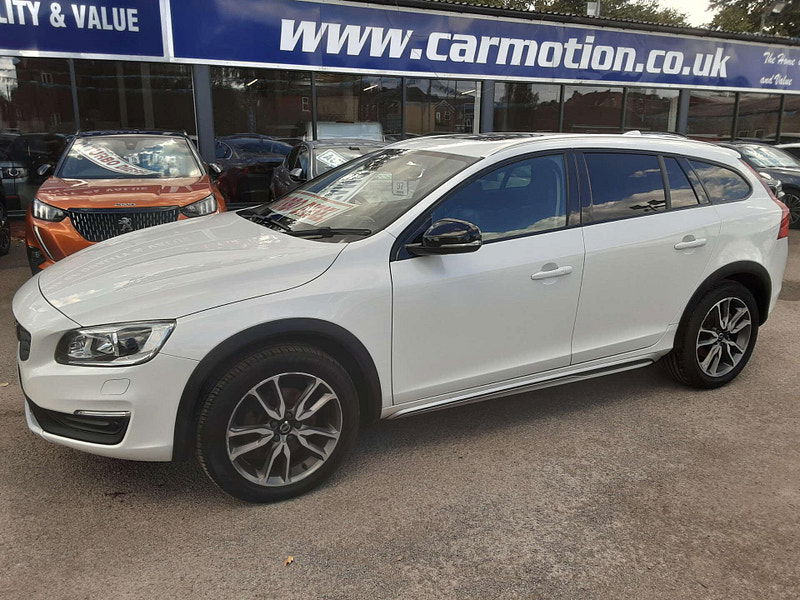 Volvo V60 2.0 V60 Cross Country Luxury Nav D4 Auto 5dr 5dr Automatic 2025