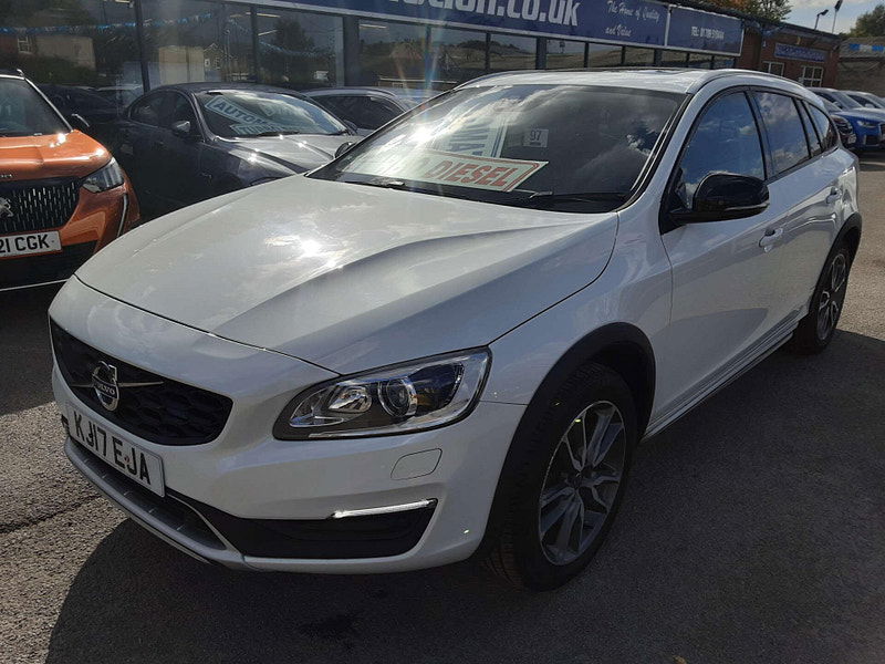 Volvo V60 2.0 V60 Cross Country Luxury Nav D4 Auto 5dr 5dr Automatic 2025