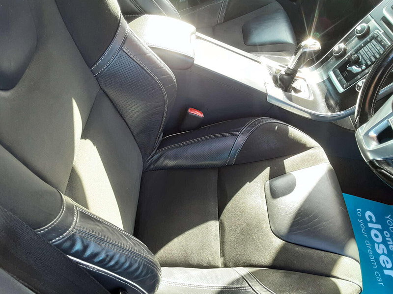 Volvo V60 2.0 V60 R-Design Nav D2 5dr 5dr Manual 2026