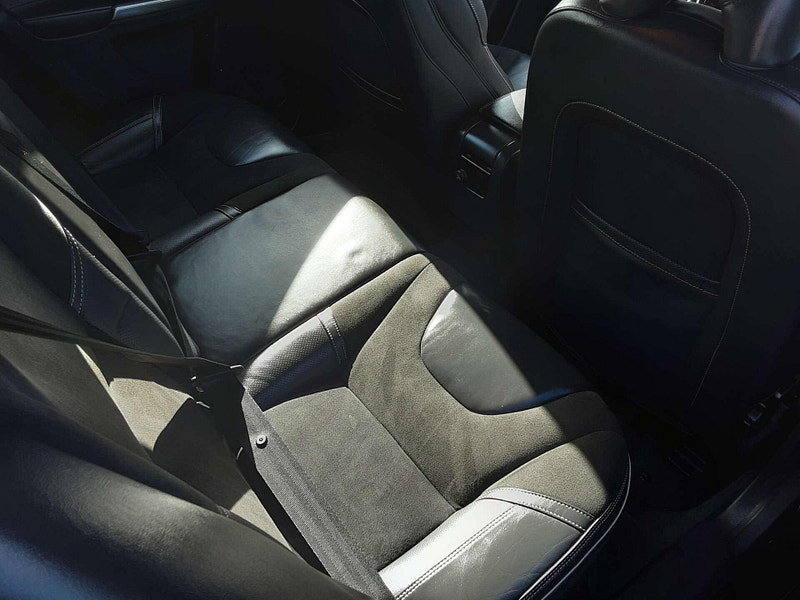 Volvo V60 2.0 V60 R-Design Nav D2 5dr 5dr Manual 2026