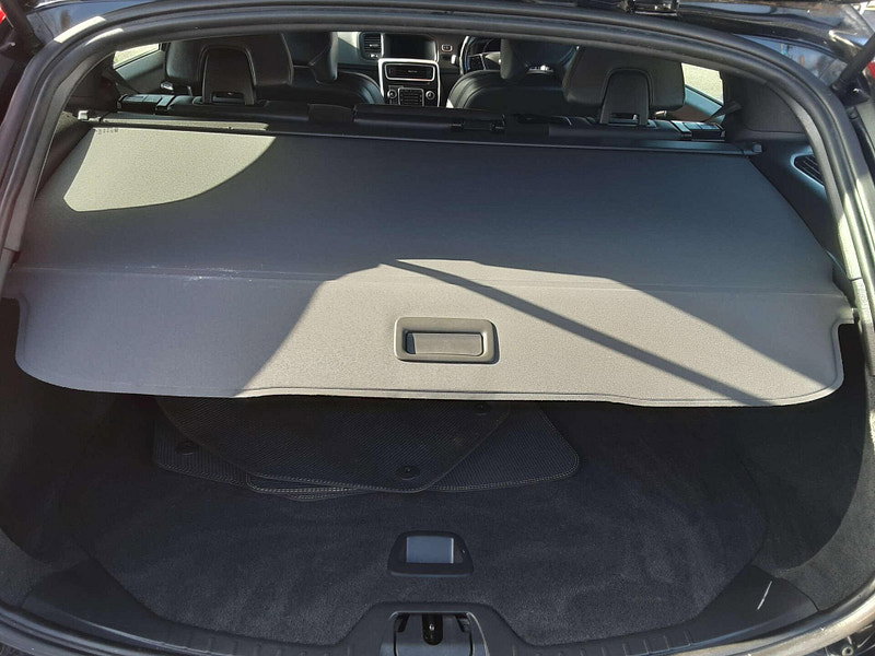 Volvo V60 2.0 V60 R-Design Nav D2 5dr 5dr Manual 2026