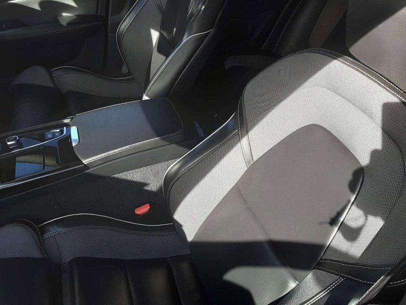 Volvo V60 2.0 V60 R-Design T6 Recharge AWD Auto 4WD 5dr 5dr Automatic 2026