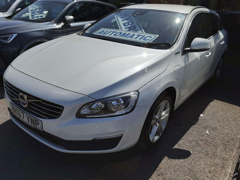 Volvo V60 2.4 V60 SE Nav Twin Engine D5 Auto 4WD 5dr 5dr Automatic 2025