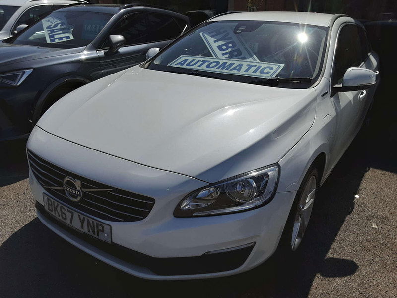 Volvo V60 2.4 V60 SE Nav Twin Engine D5 Auto 4WD 5dr 5dr Automatic 2025