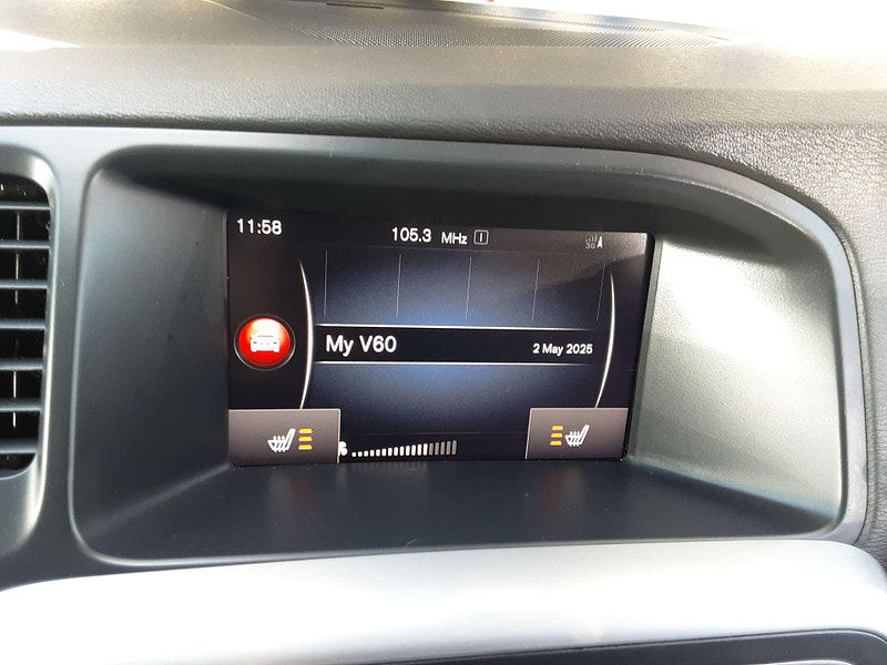 Volvo V60 2.4 V60 SE Nav Twin Engine D5 Auto 4WD 5dr 5dr Automatic 2025
