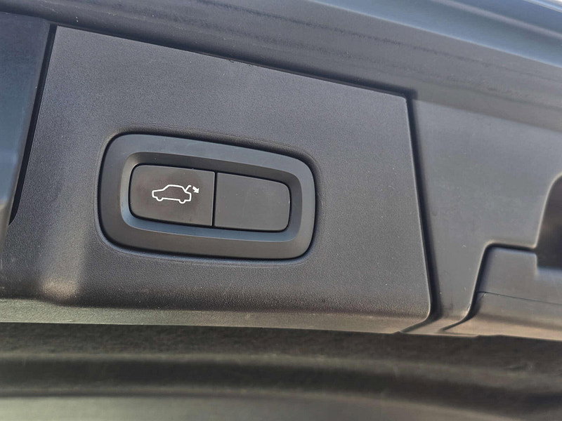 Volvo V90 2.0 V90 R-Design Pro D5 PowerPulse AWD Auto 4WD 5dr 5dr Automatic 2026