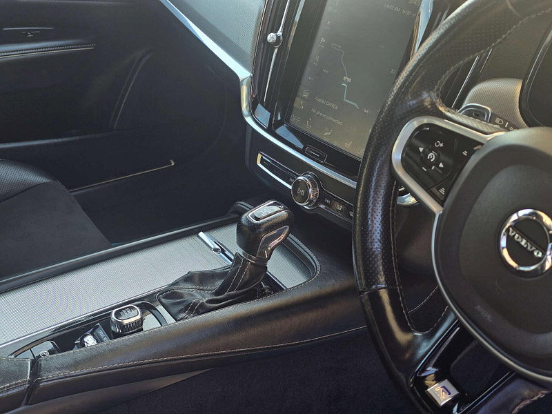 Volvo V90 2.0 V90 R-Design Pro D5 PowerPulse AWD Auto 4WD 5dr 5dr Automatic 2026