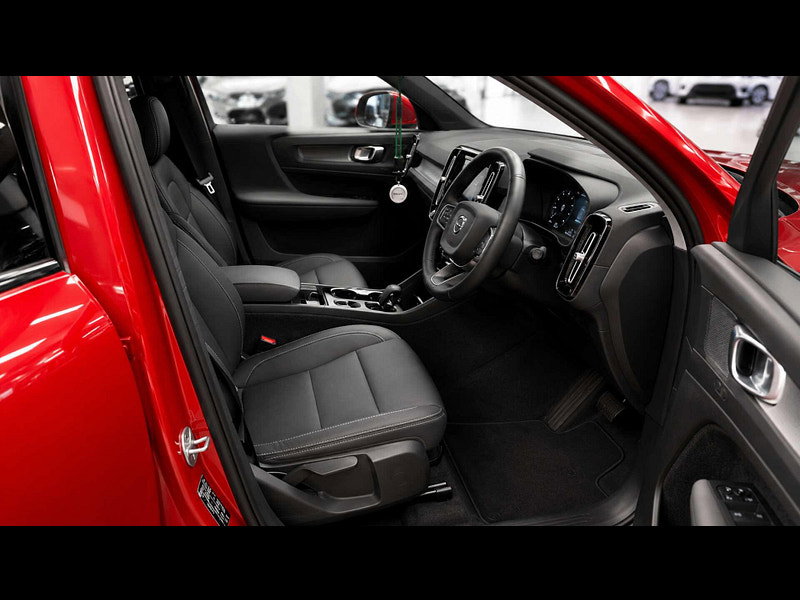 Volvo XC40 1.5 XC40 Inscription Expression T4 Recharge Auto 5dr 5dr Automatic 2026