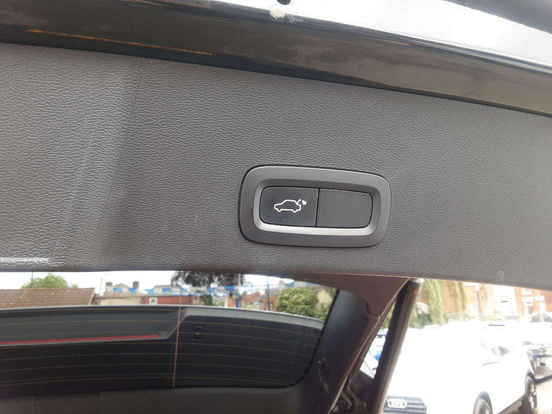 Volvo XC40 1.5 XC40 R-Design Pro T5 Recharge Auto 5dr 5dr Automatic 2025