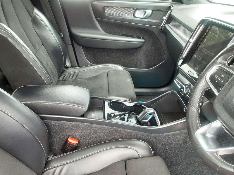 Volvo XC40 1.5 XC40 R-Design Pro T5 Recharge Auto 5dr 5dr Automatic 2025