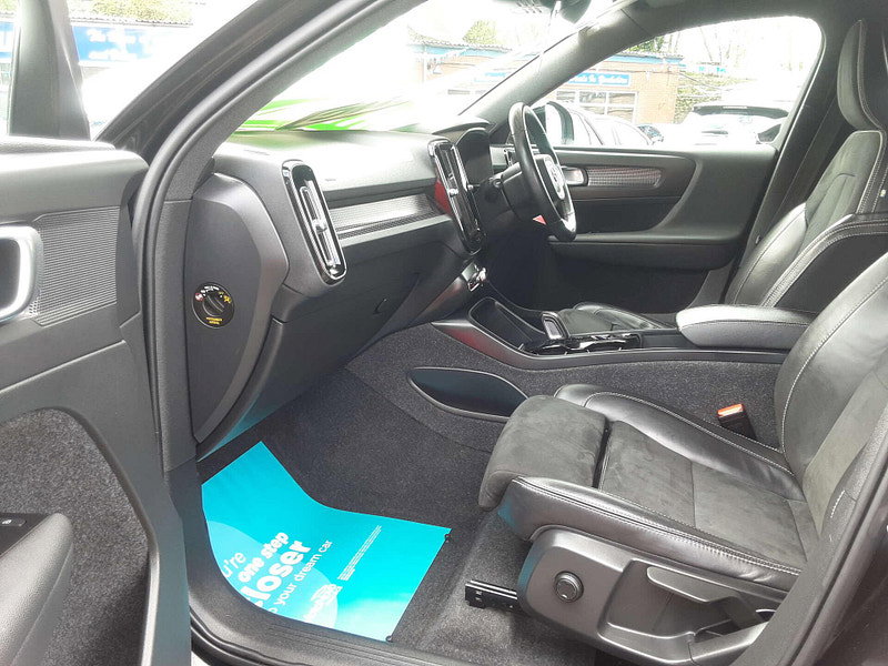 Volvo XC40 1.5 XC40 R-Design T4 Recharge Auto 5dr 5dr Automatic 2026
