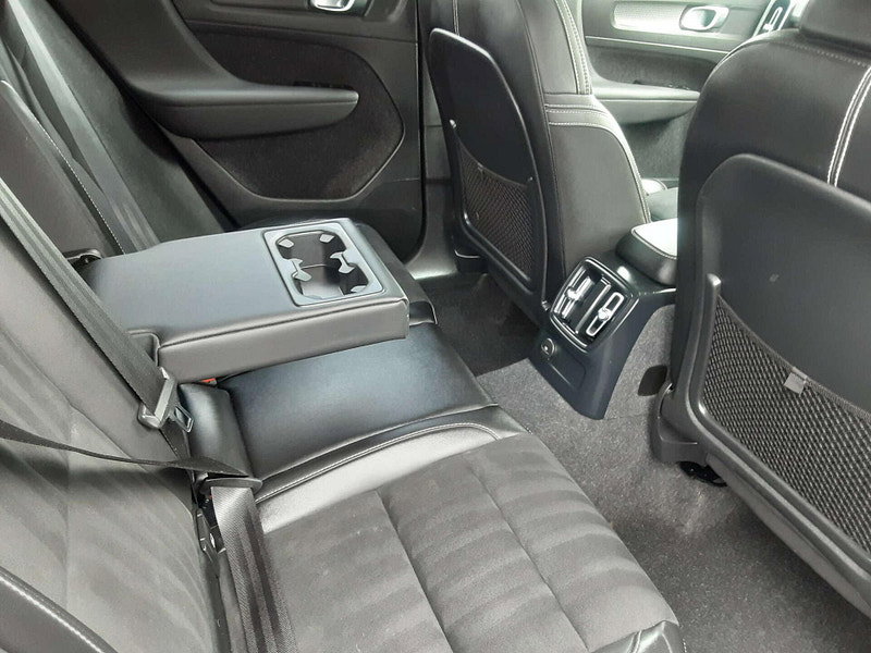 Volvo XC40 1.5 XC40 R-Design T4 Recharge Auto 5dr 5dr Automatic 2026