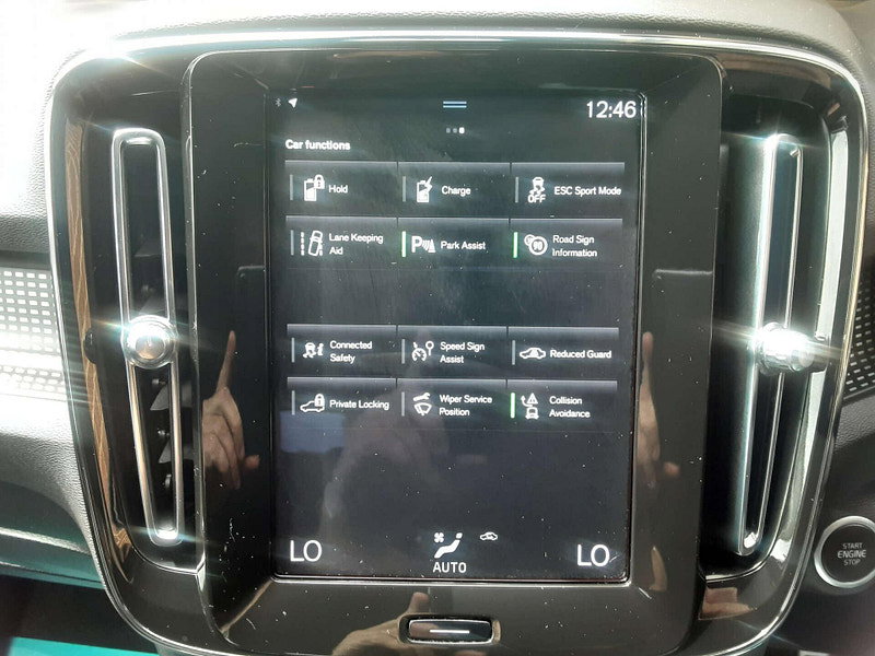 Volvo XC40 1.5 XC40 R-Design T4 Recharge Auto 5dr 5dr Automatic 2026
