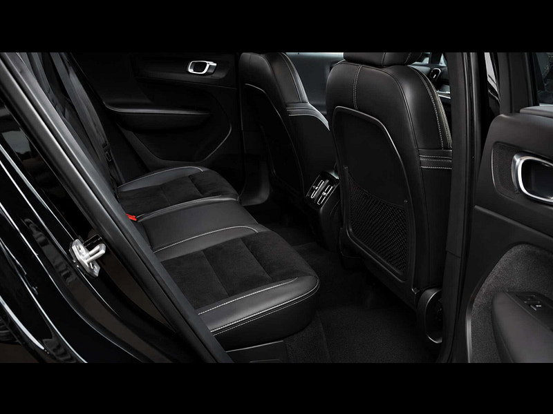 Volvo XC40 1.5 XC40 R-Design T4 Recharge Auto 5dr 5dr Automatic 2026