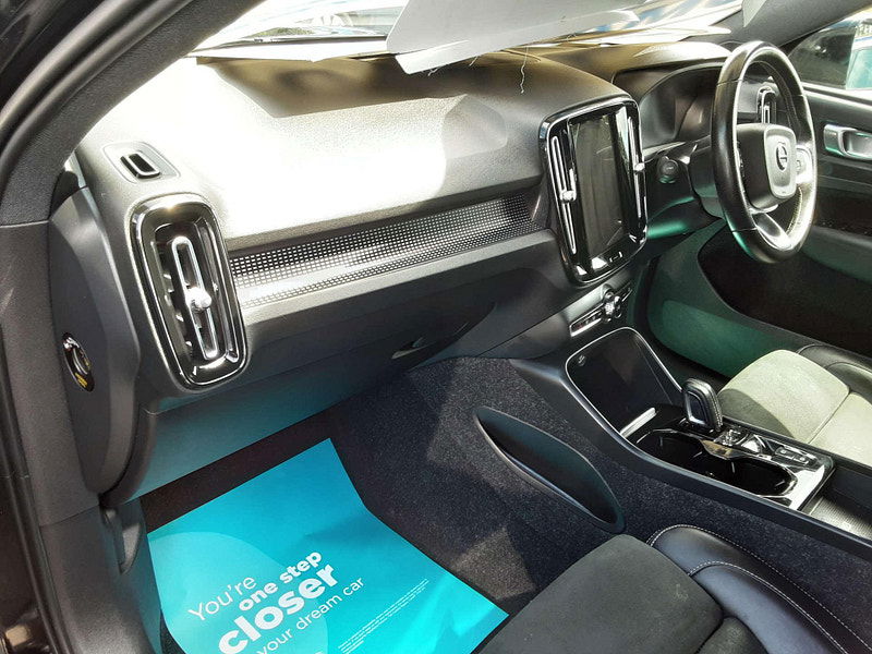 Volvo XC40 1.5 XC40 R-Design T4 Recharge Auto 5dr 5dr Automatic 2025