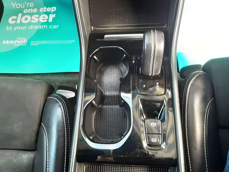 Volvo XC40 1.5 XC40 R-Design T4 Recharge Auto 5dr 5dr Automatic 2025