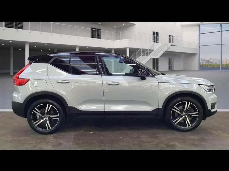 Volvo XC40 1.5 XC40 R-Design T4 Recharge Auto 5dr 5dr Automatic 2025