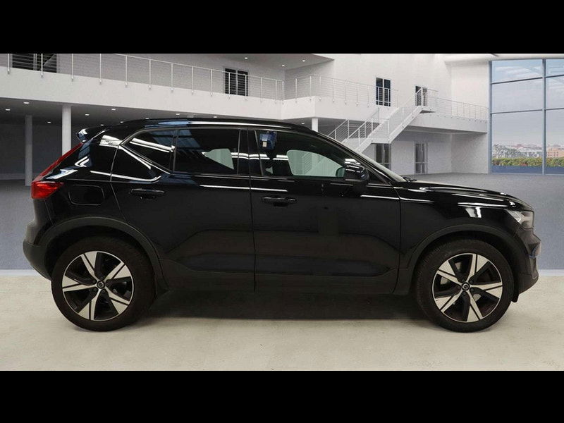 Volvo XC40 1.5 XC40 R-Design T4 Recharge Auto 5dr 5dr Automatic 2025