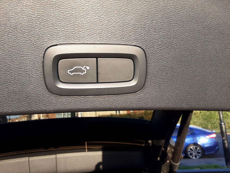 Volvo XC40 1.5 XC40 R-Design T4 Recharge Auto 5dr 5dr Automatic 2026