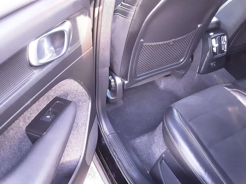 Volvo XC40 1.5 XC40 R-Design T4 Recharge Auto 5dr 5dr Automatic 2025