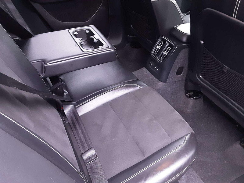 Volvo XC40 1.5 XC40 R-Design T4 Recharge Auto 5dr 5dr Automatic 2026