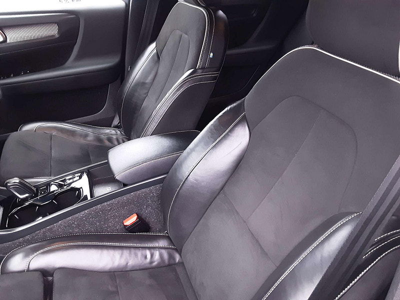 Volvo XC40 1.5 XC40 R-Design T4 Recharge Auto 5dr 5dr Automatic 2026