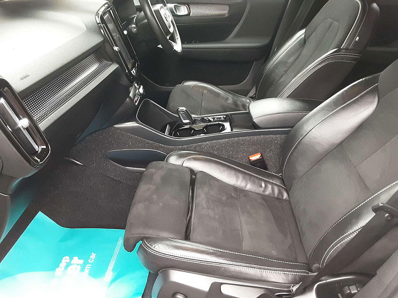 Volvo XC40 1.5 XC40 R-Design T4 Recharge Auto 5dr 5dr Automatic 2026