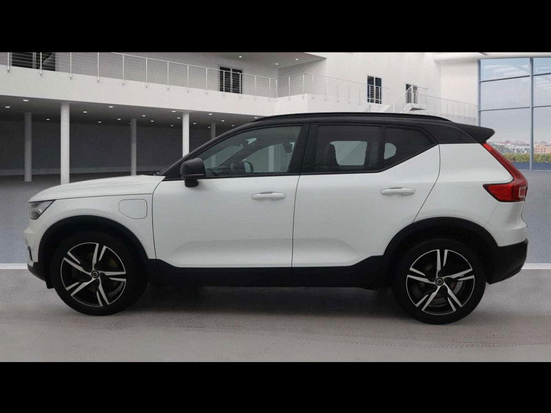Volvo XC40 1.5 XC40 R-Design T4 Recharge Auto 5dr 5dr Automatic 2026