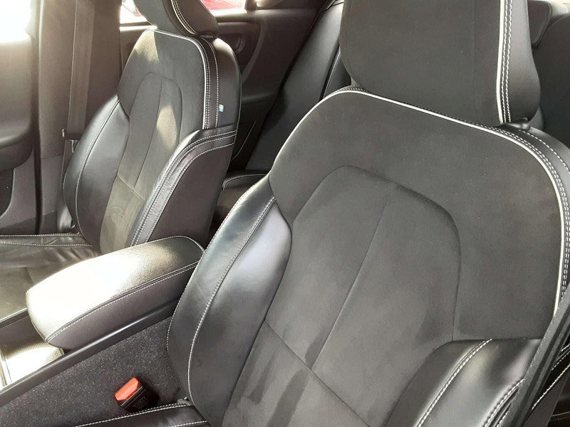 Volvo XC40 1.5 XC40 R-Design T5 Recharge Auto 5dr 5dr Automatic 2026
